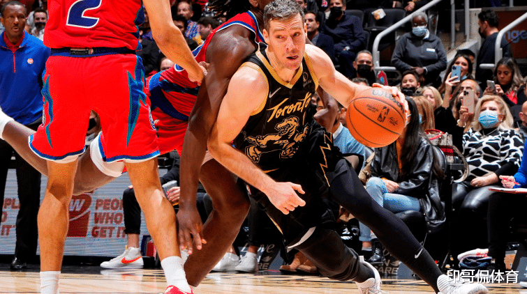 他在赛场上 他在赛场上